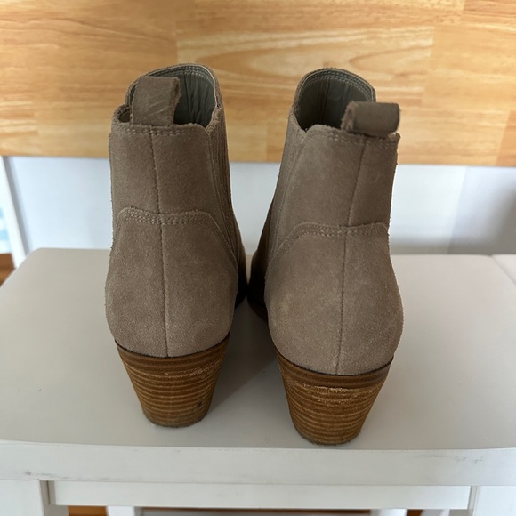 Marc Fisher booties - Picture 3 of 5